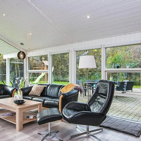 Holiday home Xlviii *